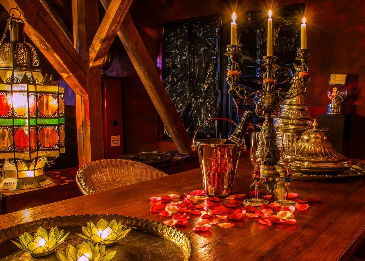 Bijou Hotel / Love And Romance Kallnach الغرفة الصورة
