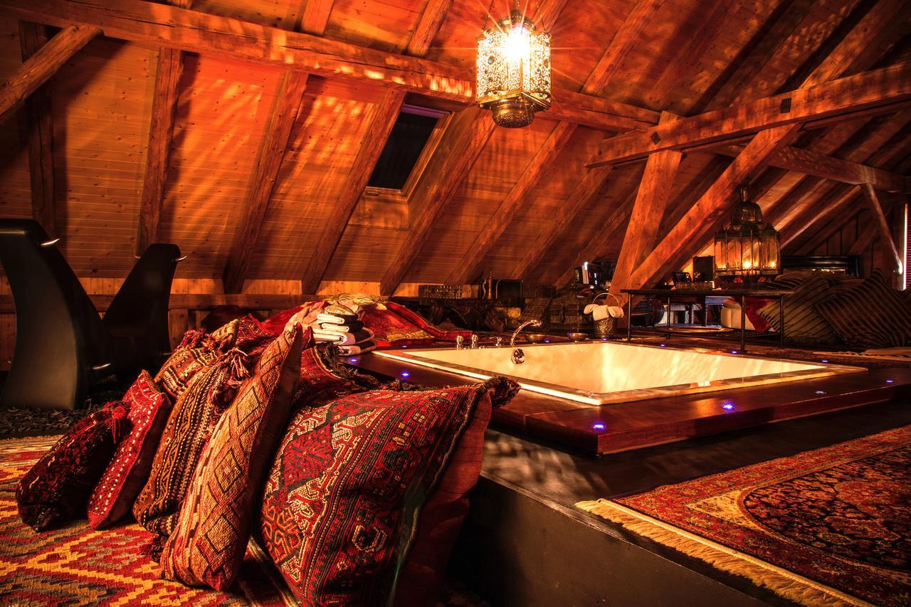 Bijou Hotel / Love And Romance Kallnach الغرفة الصورة